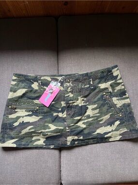 Edikted Camo Mini Skort with Studded Zippers (Liorah Studded Camo Mini Skirt)